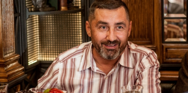 «Не понимаю, когда говорят «живем один раз». Это умираем один раз — а живем каждый день!»