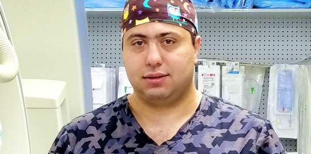 Он нас насквозь видит