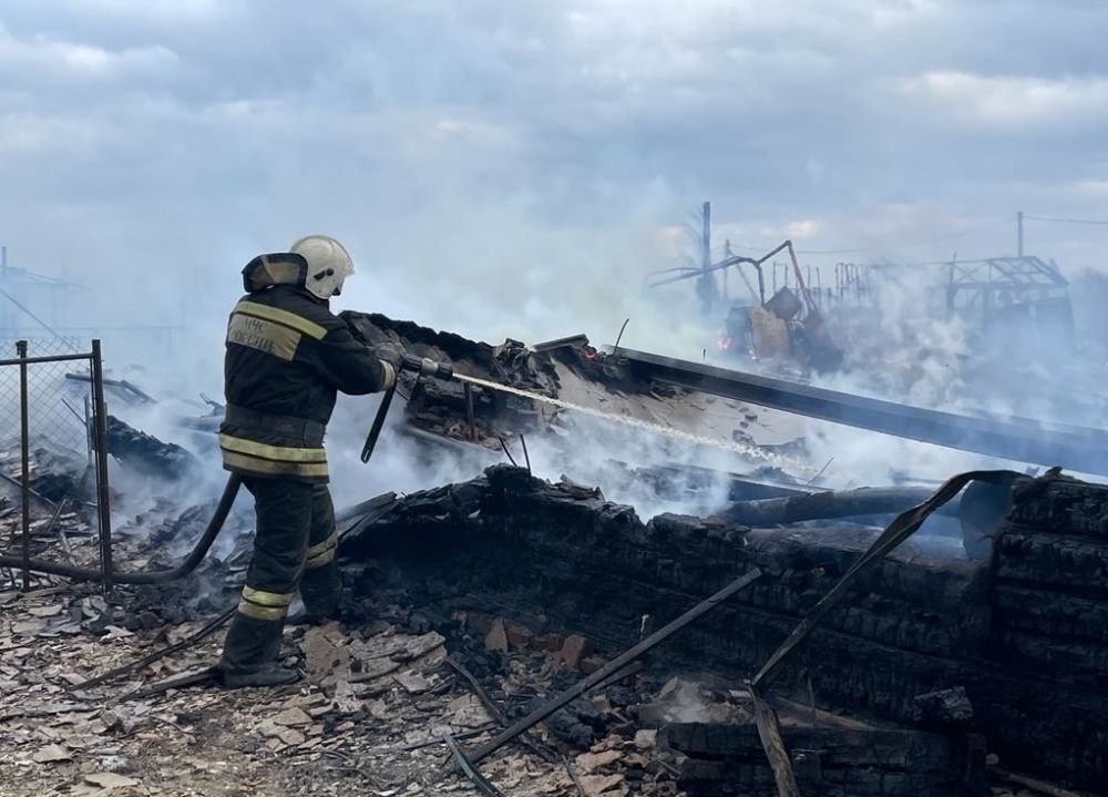 ЧС-пятница: неприятности по Омской области разнесло ветром