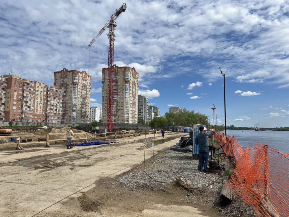В Омске по суду приостановили строительство многоквартирного дома на берегу Иртыша