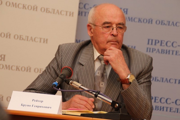 Ушел из жизни первый глава Азовского района Бруно Рейтер