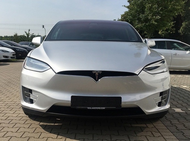 В Омске пройдет тест-драйв Tesla