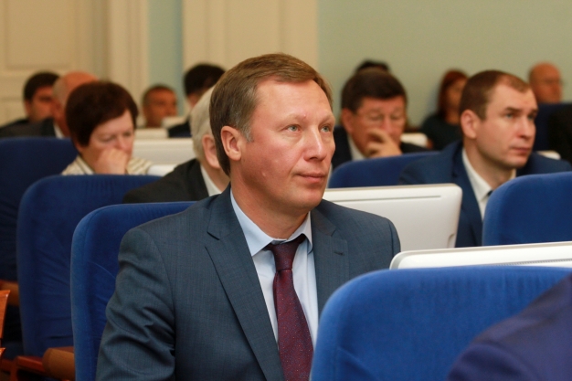 Министр Винокуров пострадал за криминальный лесоповал