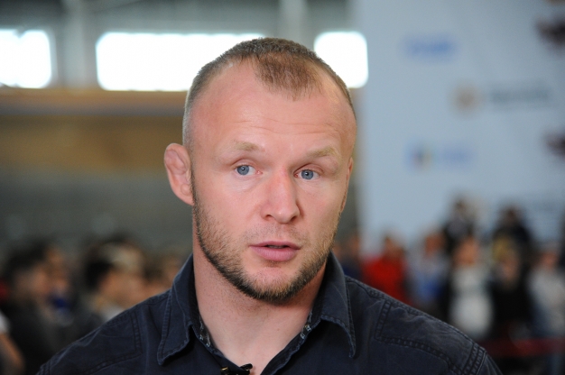 Чемпион ММА Шлеменко призвал омичей не ходить в «Миллениум»