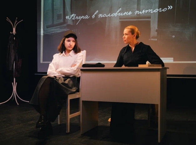 «...С требованьем веры и с просьбой о любви!»