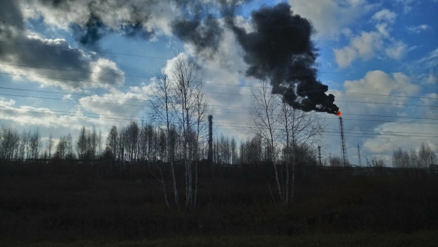 «На заводе ООО «Полиом» проводятся технологические работы» — в минприроды объяснили появление черного дыма в Нефтяниках