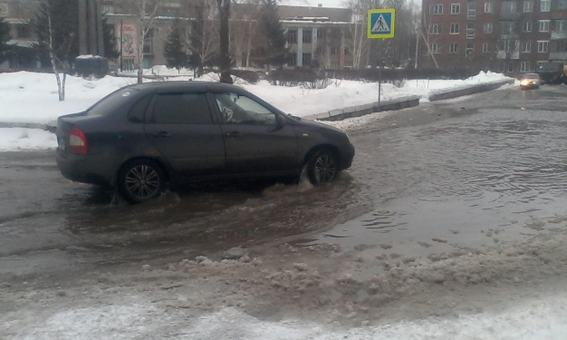 В Октябрьском округе Омска без воды остались 36 домов