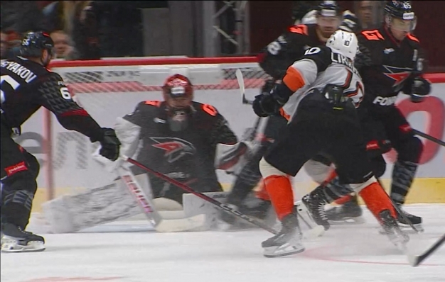 Не спаслись от «тигров». «Авангард» дома уступил «Амуру»