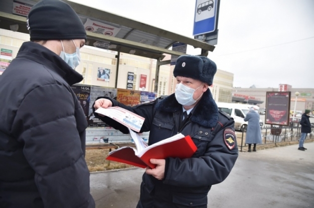 Омским чиновникам нечем заняться?