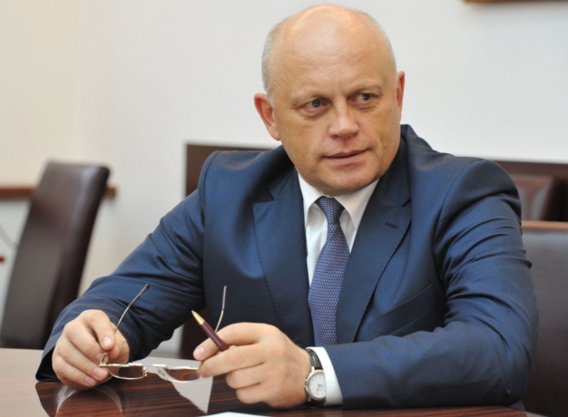 Омский губернатор вновь встретится с журналистами спустя более года