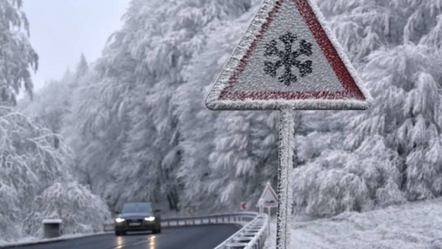 Дорога Омск — Казахстан закрыта из-за аномальных морозов