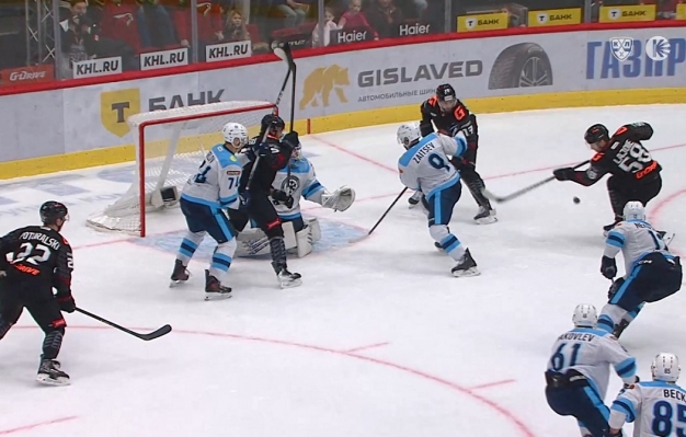 Lucky Lajoie и Мишуров-стена. «Авангард» одолел «Сибирь» только по буллитам