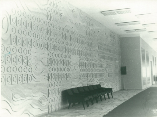 Хочу предложить девелоперу не уничтожать ценные предметы интерьера санатория «Рассвет», а разместить их в одном из помещений планируемого жилого квартала