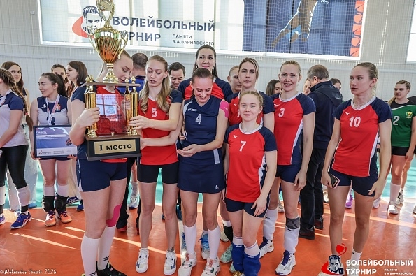 Омский район завоевал сразу два главных кубка турнира имени Владимира Варнавского 
