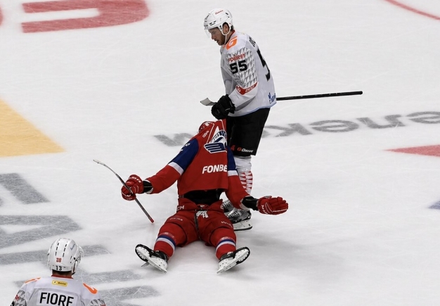 Как «Авангард» во второй раз обыграл «Локомотив» в Ярославле: 3-1, 3 периода за 3 часа, 144 минуты штрафа 