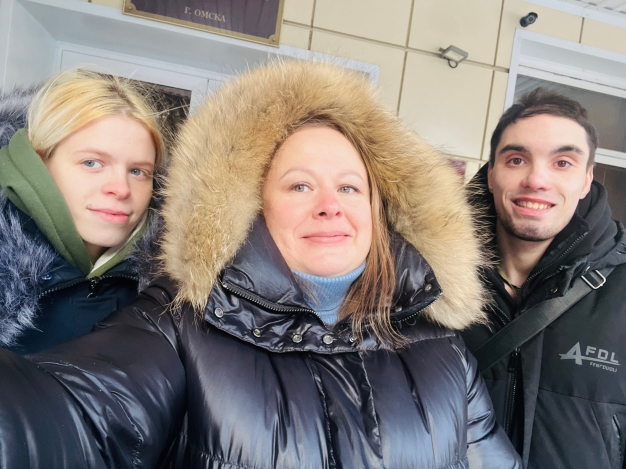 Взяла из паласа только 700 тысяч рублей исключительно для того, чтобы их уберечь