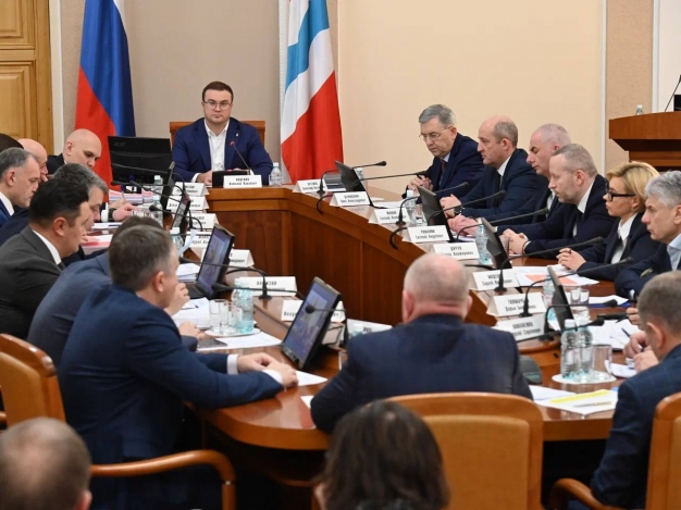 Виталий Хоценко: «Утвердили с коллегами требования к архитектурному освещению, разработанные в рамках формирования единого дизайн-кода Омска»