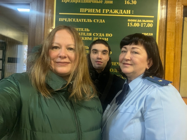 Мы просим суд самым строгим образом наказать подсудимую Яминову за совершение шести преступлений 