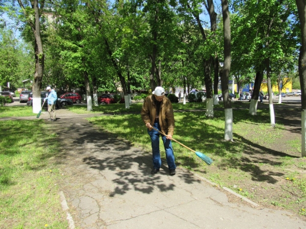 Двадцать тысяч омичей занялись благоустройством города