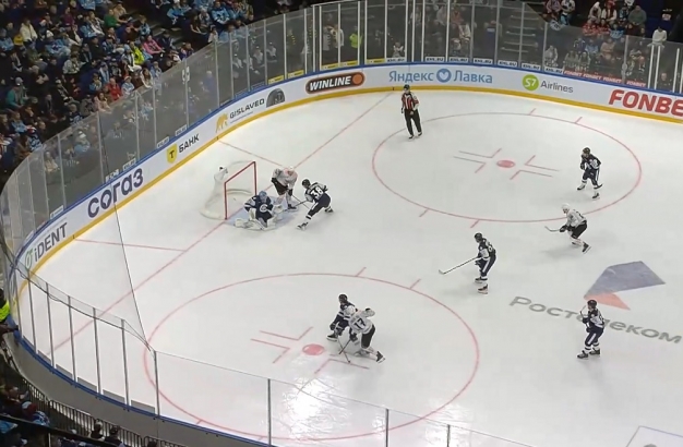 «Авангард» начал 2026-й с уверенной гостевой победы над «Сибирью»