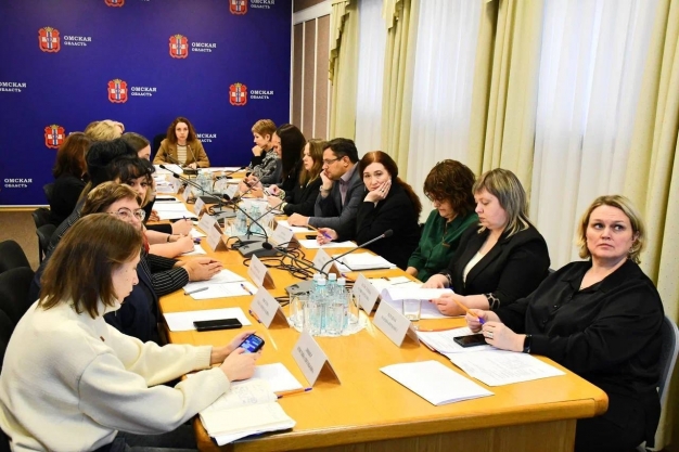 Приоритетом работы системы опеки и профилактики в Омской области на 2026 год станет семьесбережение