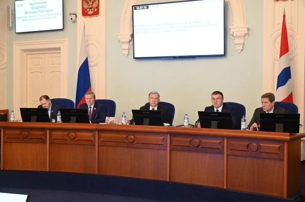 Виталий Хоценко: «Областной бюджет на 2026 год составит по доходам 177 млрд рублей, по расходам — 178,6 млрд рублей»