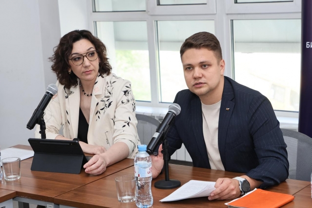 Встретились с министром экономического развития Омской области Анной Негодуйко на Совете регионального отделения «ОПОРЫ РОССИИ»