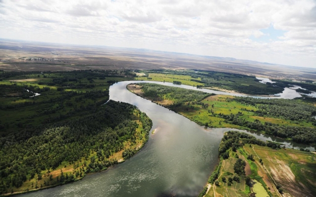 Иртыш надо не углублять, а регулировать попуск воды из водохранилищ в Казахстане