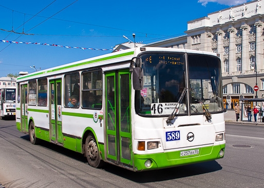 Для нового генплана у омичей узнают, во сколько они выходят на работу