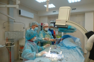 Омские врачи сделали уникальную операцию на сердце