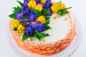 «Провиант» представляет цветочную коллекцию тортов к 8 марта 
