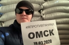 Денис Моисеев: «#япротивпаники. Лежу на 10 тоннах гречки»