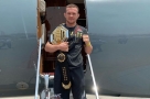 UFC организует матч-реванш омскому бойцу Петру Яну, дисквалифицированному за запрещенный прием