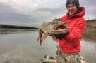 Фотосессия студента-рыбака стала хитом омских СМИ
