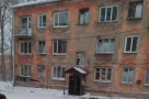 Прокуратура через суд требует от омской мэрии расселить аварийное жилое здание