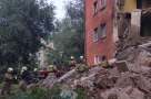 В Омске произошло обрушение пяти этажей жилого дома