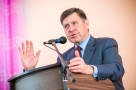 Депутат ГД Голушко просит помочь в поисках виновника омских выбросов генпрокурора Чайку