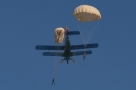 Организаторы опасных прыжков с парашютами отделались отработкой