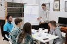 В ОмГТУ стартовал трехмесячный интенсив — омских школьников учат проектному мышлению
