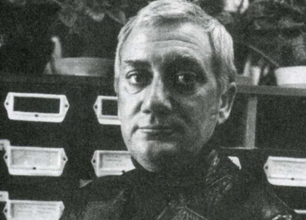 «ТОЛЬКО ВОЛНЫ ЗА КОРМОЙ, ТОЛЬКО – ЧАЕЧКИ…»