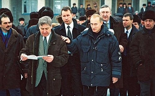 Владимир Путин в Калачинске, 2001