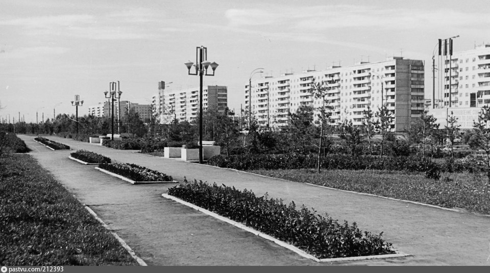 Так выглядел сквер в советское время