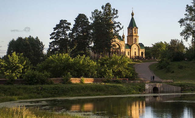 Храм Первоверховных Апостолов Петра и Павла, с.Петропавловка