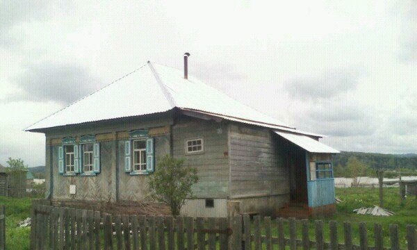 Дом Игоря в селе Озеро-Куреево в Турочакском районе Республики Алтай, в котором он прожил последние 15 лет. Тот самый паводок.