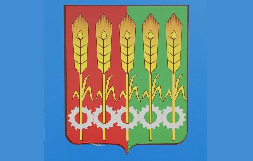 На гербе поселения - традиционный профиль калининцев
