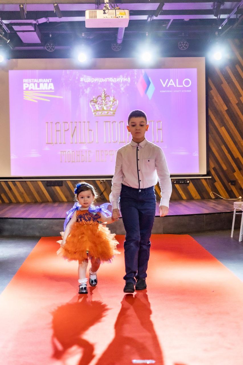 Марьям с братиком